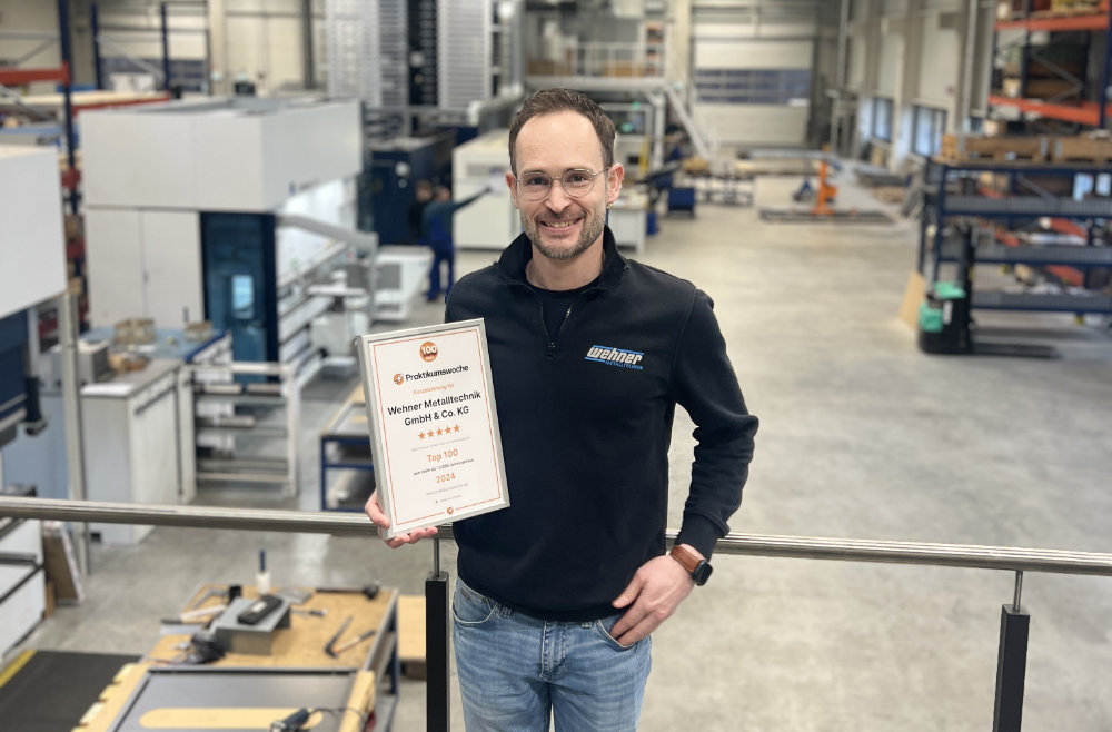 Auszeichnung Foto mit Urkunde